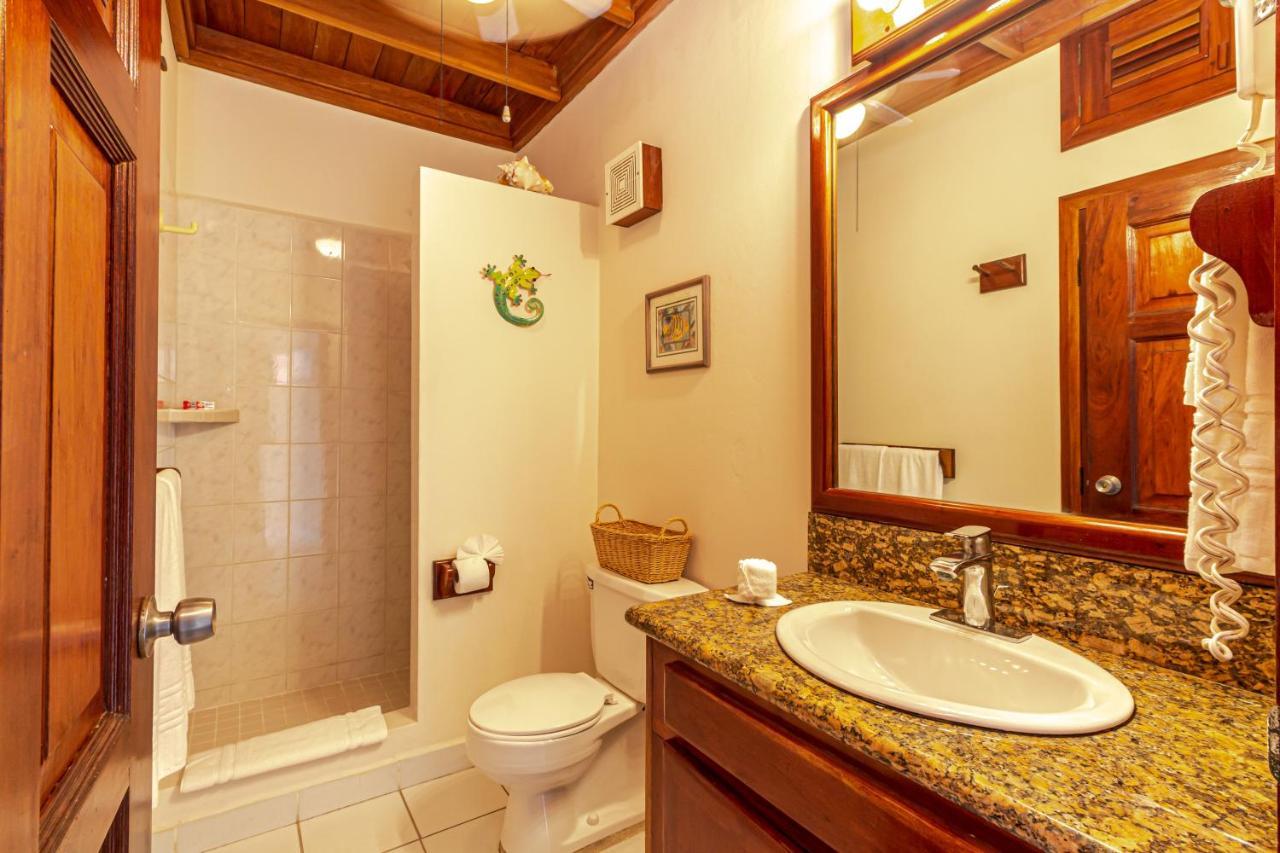 Coral Bay Villas San Pedro  Kültér fotó